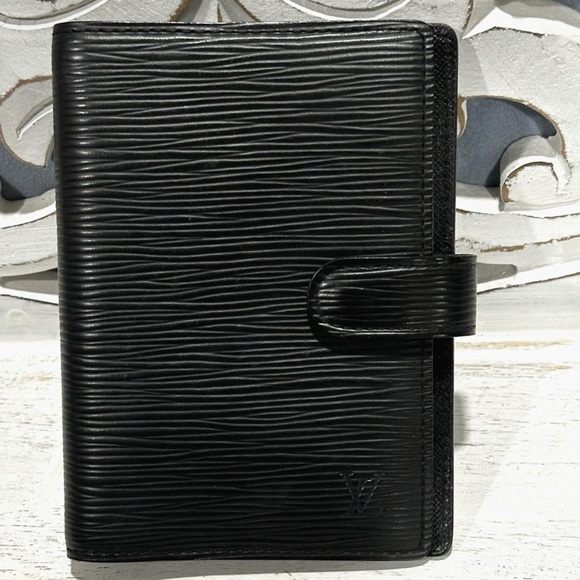 Louis Vuitton Handbags - Louis Vuitton Epi Leather Agenda Wallet Organizer Black Snap Vintage Authentic